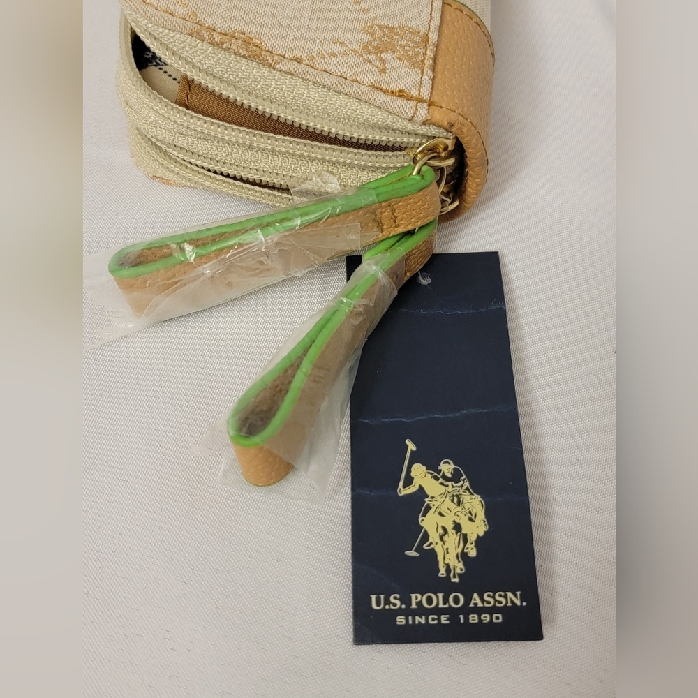 U.S. Polo Assn. Double Zip Women's Wallet - Picture 2 of 13